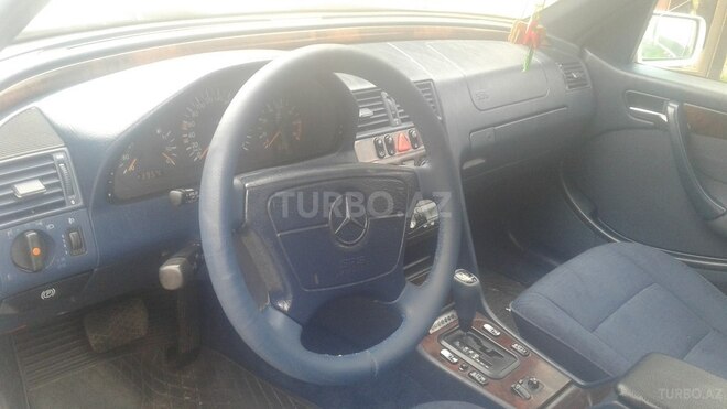 Mercedes C 180 1999, 375,000 km - 2.4 l - Balakən