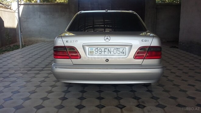 Mercedes E 270 2000, 612,321 km - 2.7 l - Biləsuvar