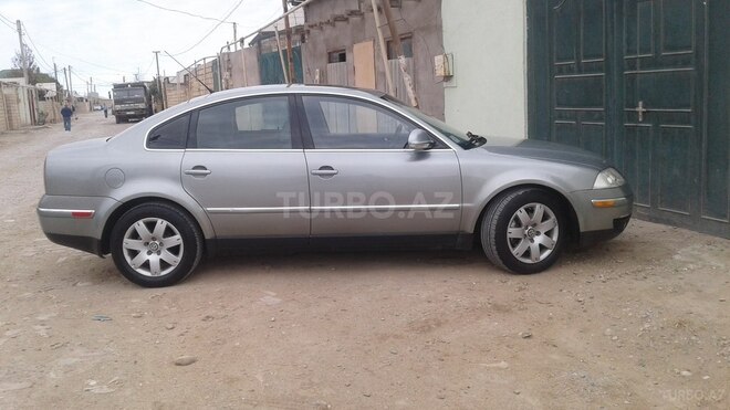 Volkswagen Passat 2004, 250,000 km - 1.8 l - Sumqayıt
