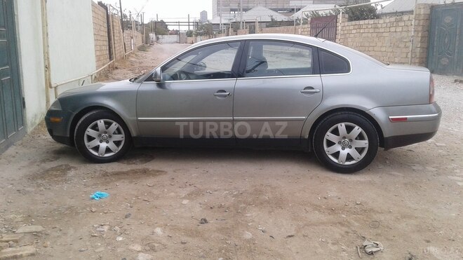 Volkswagen Passat 2004, 250,000 km - 1.8 l - Sumqayıt