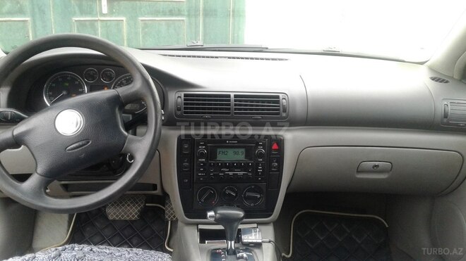 Volkswagen Passat 2004, 250,000 km - 1.8 l - Sumqayıt