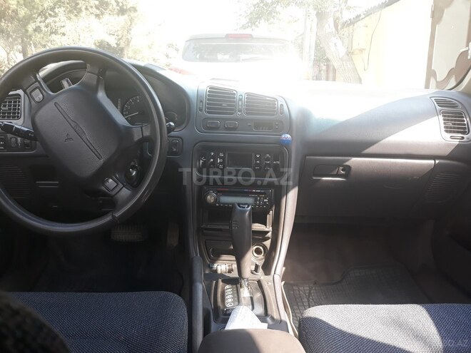 Mitsubishi Galant 1993, 300,000 km - 2.0 l - Bakı