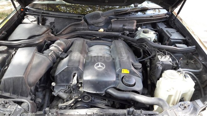 Mercedes E 320 2001, 261,000 km - 3.2 l - Tərtər