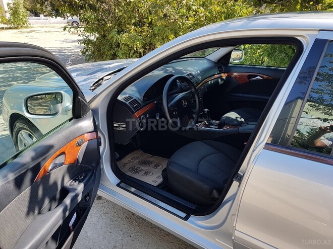 Mercedes E 220 2006, 210,000 km - 2.2 l - Bakı