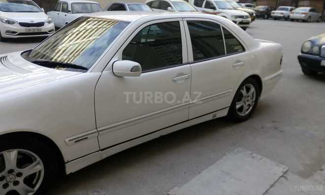 Mercedes E 270 2001, 522,000 km - 2.7 l - Bakı