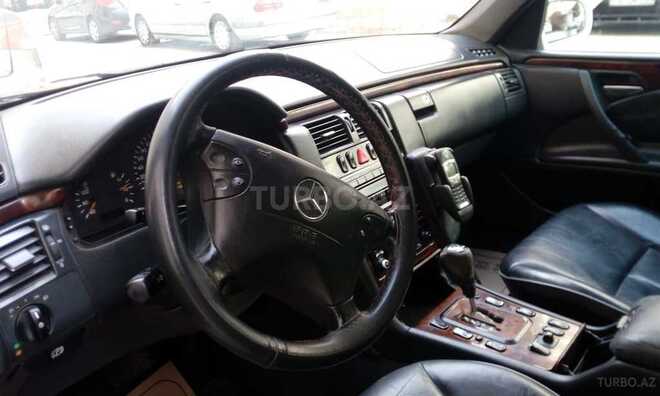Mercedes E 270 2001, 522,000 km - 2.7 l - Bakı