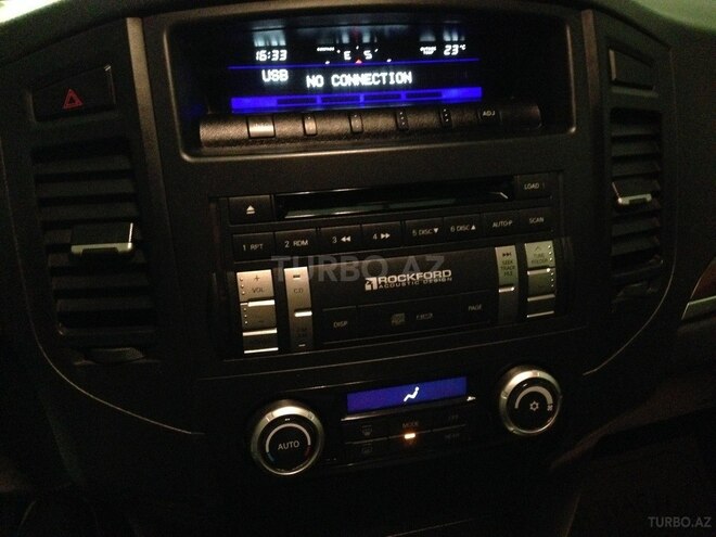 Mitsubishi Pajero 2011, 84,000 km - 3.5 l - Bakı