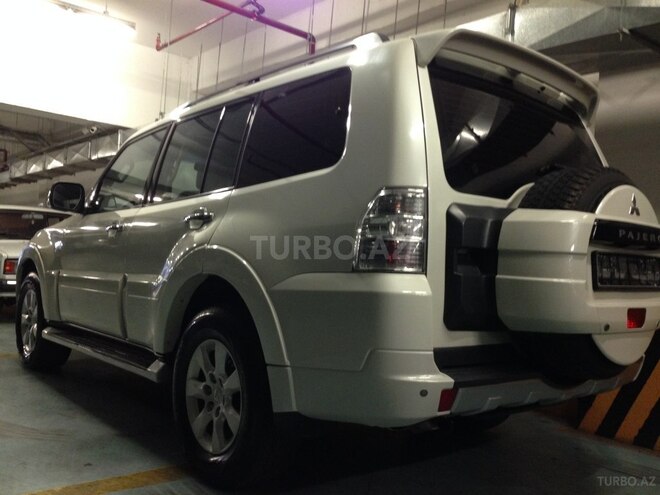 Mitsubishi Pajero 2011, 84,000 km - 3.5 l - Bakı