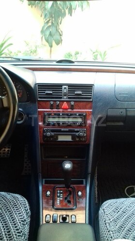 Mercedes C 200 1999, 280,587 km - 2.0 l - Bakı