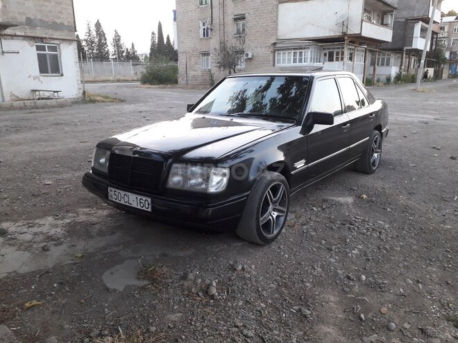 Mercedes E 230 1988, 999,280 km - 2.3 л - Sumqayıt
