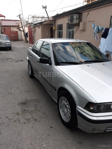 BMW 318 1992, 593,105 km - 1.8 l - Bakı