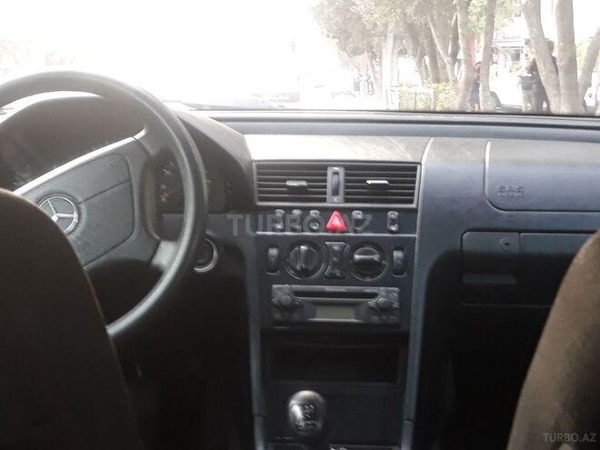 Mercedes C 180 2000, 215,235 km - 1.8 л - Bakı