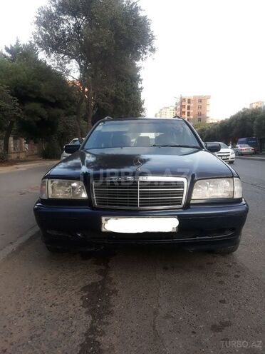 Mercedes C 180 2000, 215,235 km - 1.8 л - Bakı