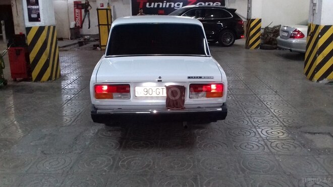 LADA (VAZ) 2107 2009, 81,000 km - 1.6 l - Bakı