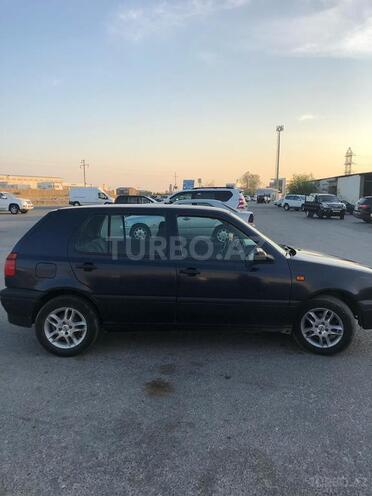Volkswagen Golf 1994, 300,000 km - 1.8 l - Bakı