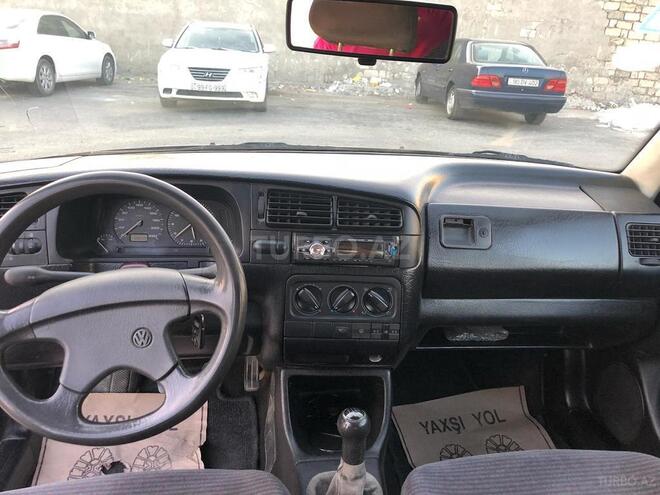 Volkswagen Golf 1994, 300,000 km - 1.8 l - Bakı