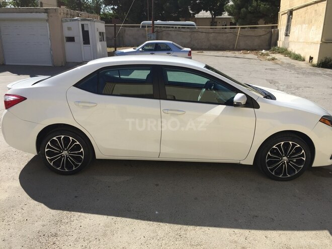 Toyota Corolla 2014, 39,600 km - 1.8 l - Bakı