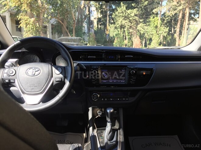 Toyota Corolla 2014, 39,600 km - 1.8 l - Bakı
