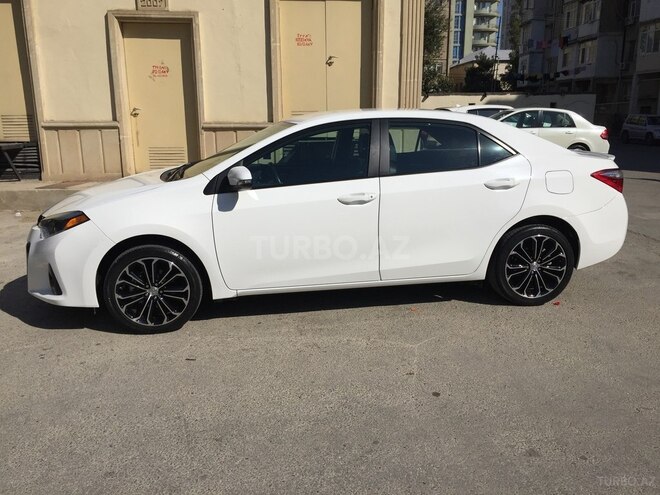Toyota Corolla 2014, 39,600 km - 1.8 l - Bakı
