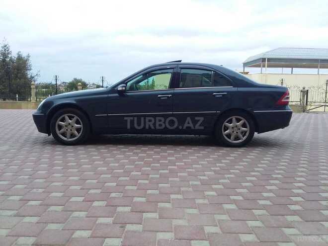 Mercedes C 240 2000, 292,000 km - 2.6 л - Şirvan