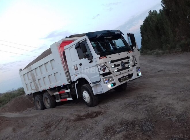 HOWO 371 2013, 205,000 km - 11.0 l - Beyləqan