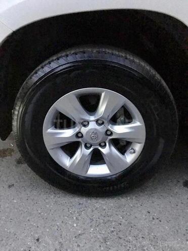 Toyota Prado 2010, 100,000 km - 2.7 l - Bakı