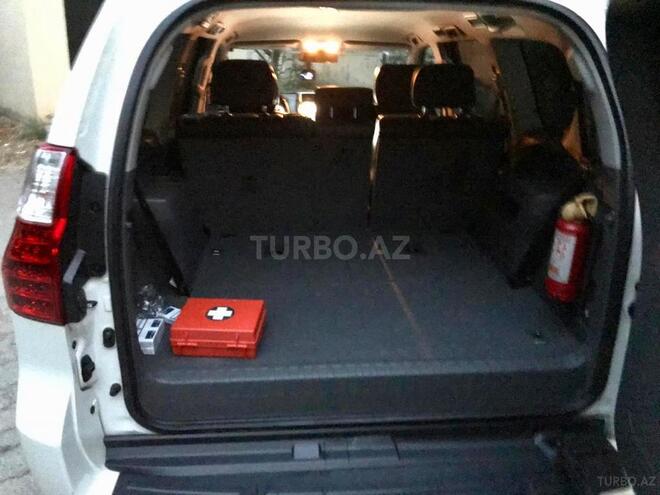 Toyota Prado 2010, 100,000 km - 2.7 l - Bakı