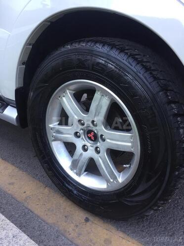 Mitsubishi Pajero 2008, 109,000 km - 3.0 l - Bakı