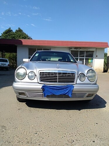 Mercedes E 230 1996, 271,000 km - 2.3 l - Biləsuvar