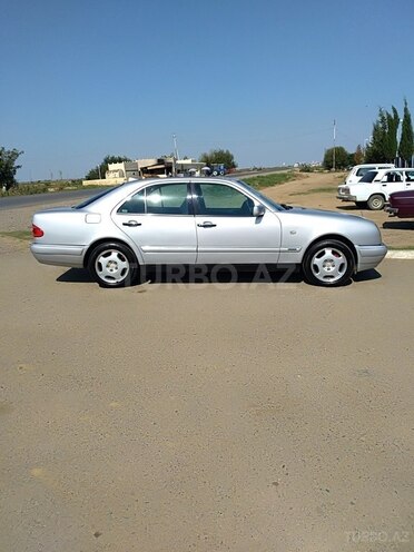 Mercedes E 230 1996, 271,000 km - 2.3 l - Biləsuvar