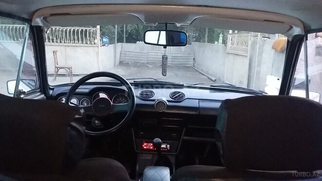 LADA (VAZ) 2106 1985, 283,000 km - 0.9 l - Salyan