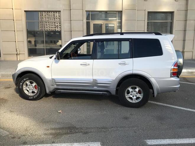 Mitsubishi Pajero 2003, 170,000 km - 3.0 l - Bakı