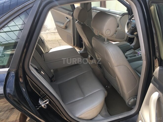 Audi A4 2002, 27,000 km - 1.8 л - Bakı