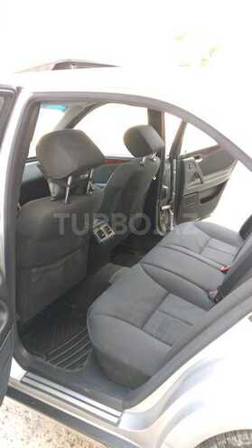 Mercedes E 240 1998, 260,000 km - 2.4 l - Sumqayıt