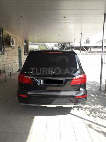 Mercedes GL 350 2014, 80,833 km - 0.3 l - Salyan