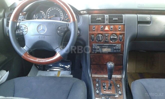 Mercedes E 200 2000, 270,000 km - 2.0 l - Bərdə