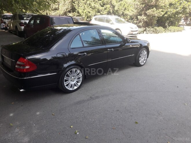 Mercedes E 350 2005, 261,000 km - 3.5 l - Bakı