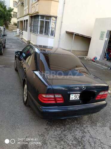 Mercedes E 240 2000, 191,000 km - 2.6 l - Bakı