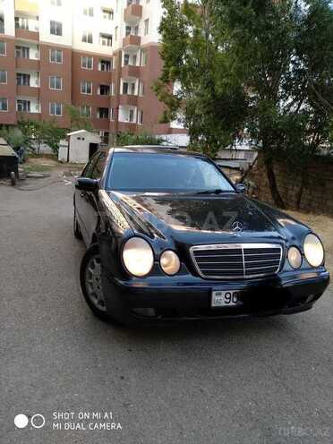 Mercedes E 240 2000, 191,000 km - 2.6 l - Bakı