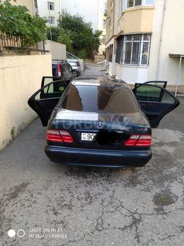 Mercedes E 240 2000, 191,000 km - 2.6 l - Bakı