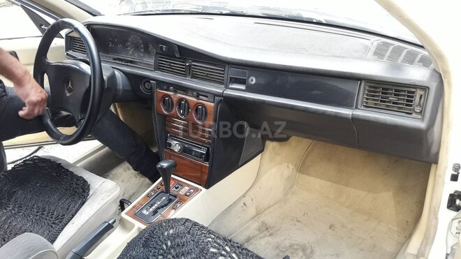 Mercedes 190 1991, 265,000 km - 2.0 л - Bakı