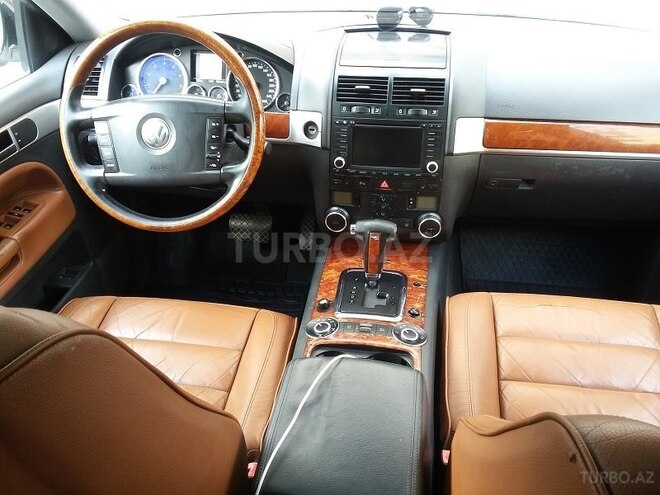 Volkswagen Touareg 2007, 268,200 km - 3.2 л - Bakı
