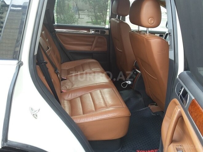 Volkswagen Touareg 2007, 268,200 km - 3.2 л - Bakı