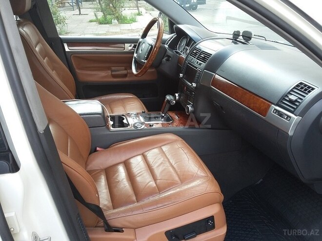 Volkswagen Touareg 2007, 268,200 km - 3.2 л - Bakı