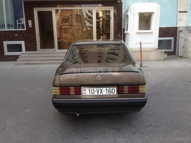 Mercedes 190 1990, 234,567 km - 1.8 l - Bakı