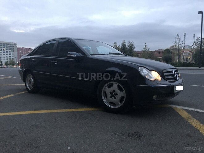 Mercedes C 200 2002, 210,000 km - 0.2 l - Bakı