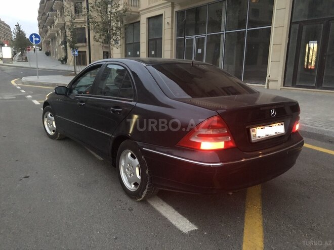 Mercedes C 200 2002, 210,000 km - 0.2 l - Bakı