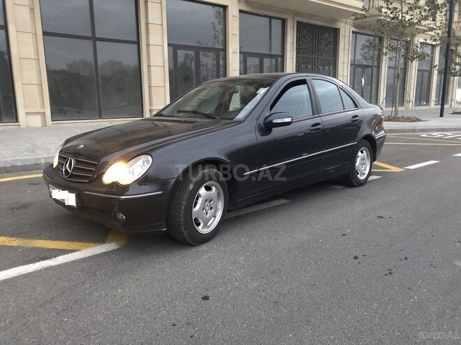Mercedes C 200 2002, 210,000 km - 0.2 l - Bakı