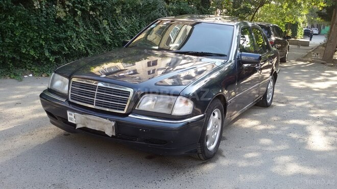 Mercedes C 220 1997, 315,000 km - 2.2 l - Bakı