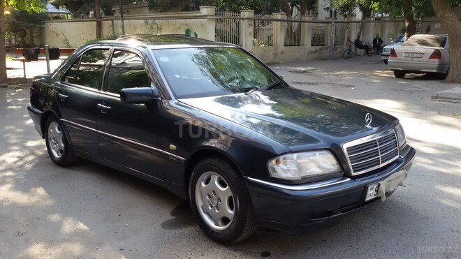 Mercedes C 220 1997, 315,000 km - 2.2 l - Bakı